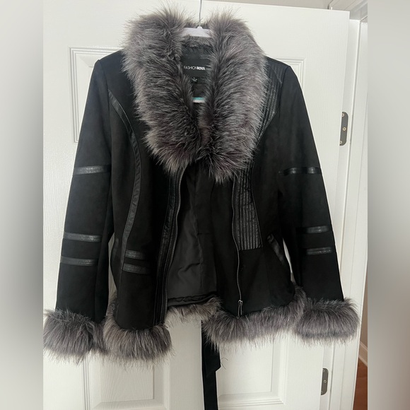 Black Jacket with Faux Fur Trim - Picture 3 of 13
